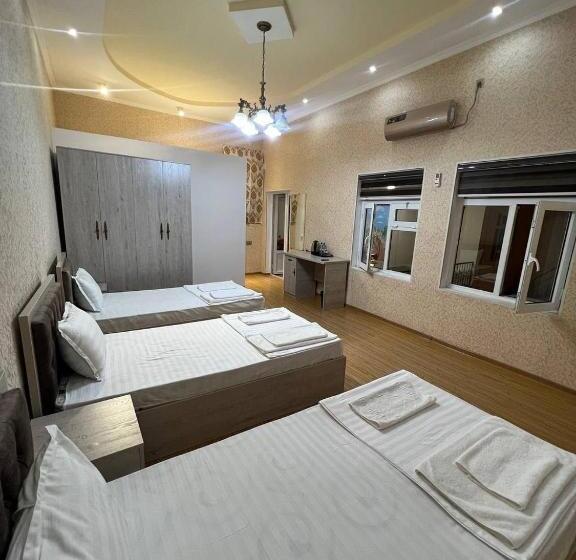اتاق کلاسیک سه تخته, Tapchan Guest House