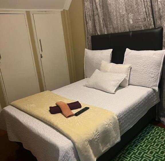 Номер Стандарт, Executive Guesthouse