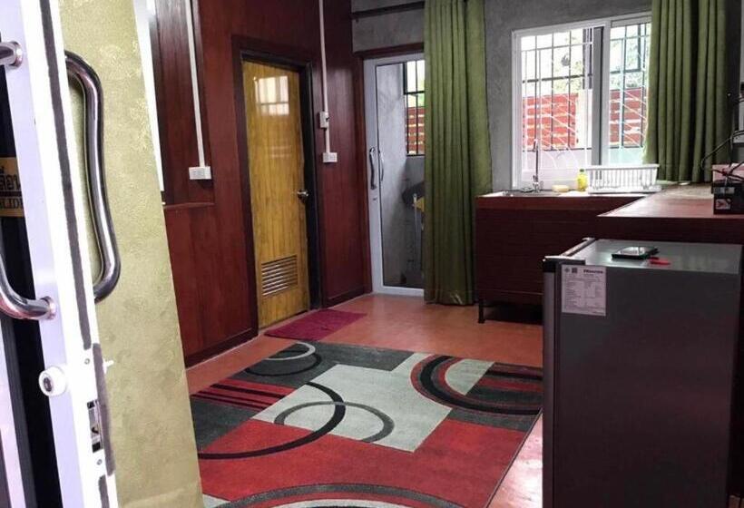 Номер Basic, Baan Sabaijai Viking Home