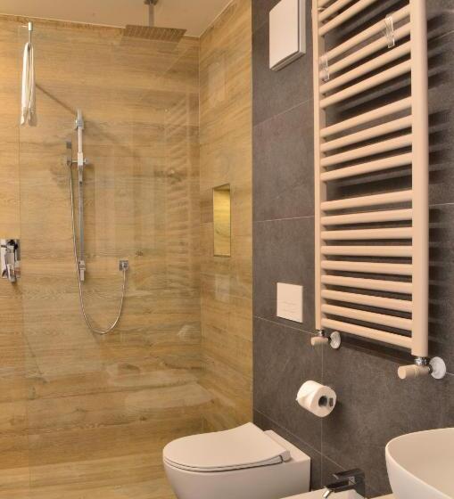 带山景的高级间, Aria Alpina Guest House Affittacamere