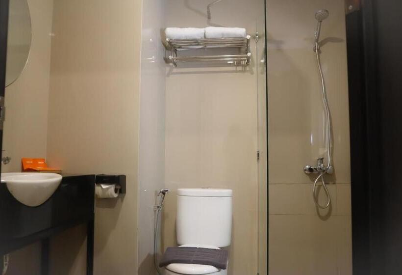 Номер Стандарт, Front One Hotel Gombong
