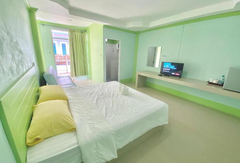 اتاق لوکس, The O Room
