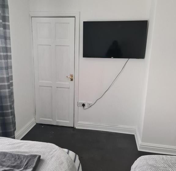 Номер Стандарт Совместная Ванная, Guest House Room 1