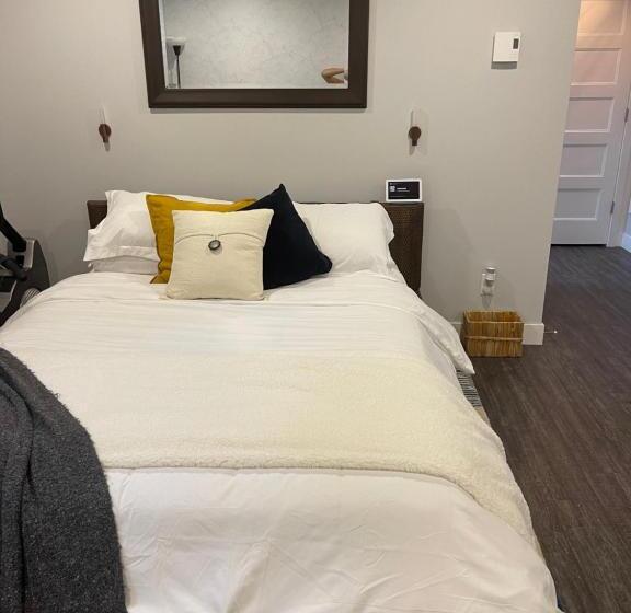 스위트, Suite Au Centre De L’estrie