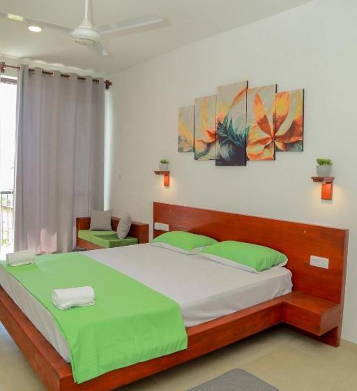 스탠다드 룸, Travellers Hotel Hikkaduwa