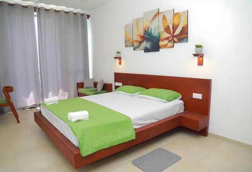 디럭스 룸, Travellers Hotel Hikkaduwa