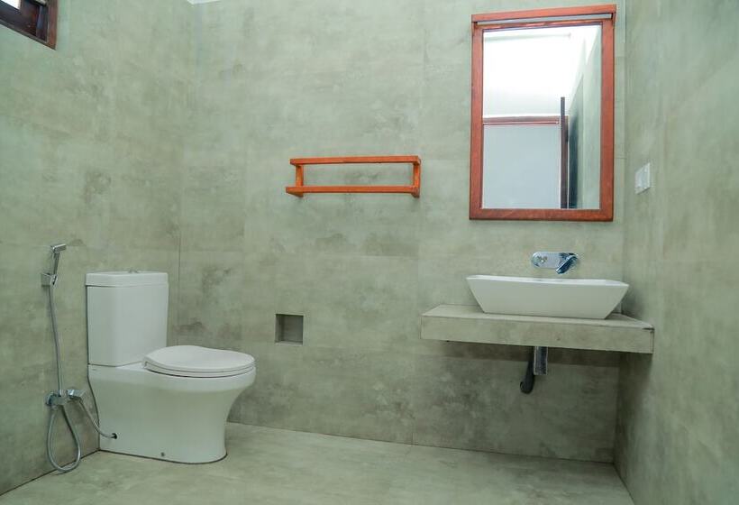 스탠다드 룸, Travellers Hotel Hikkaduwa