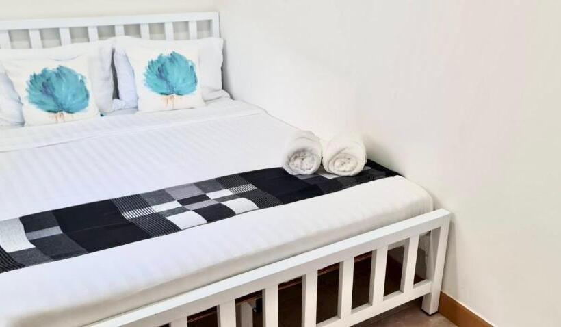 اتاق لوکس, Costa Bed Cha Am