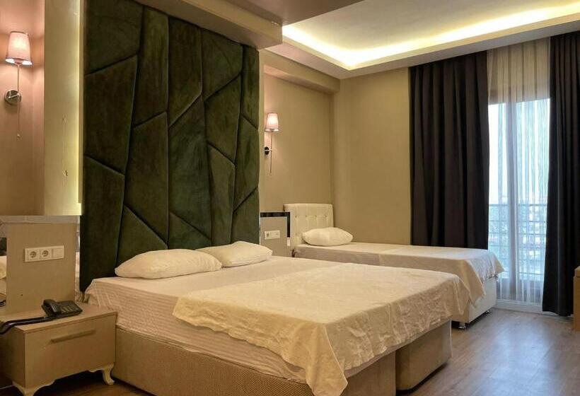 اتاق استاندارد یک نفره, Uğur Byc
