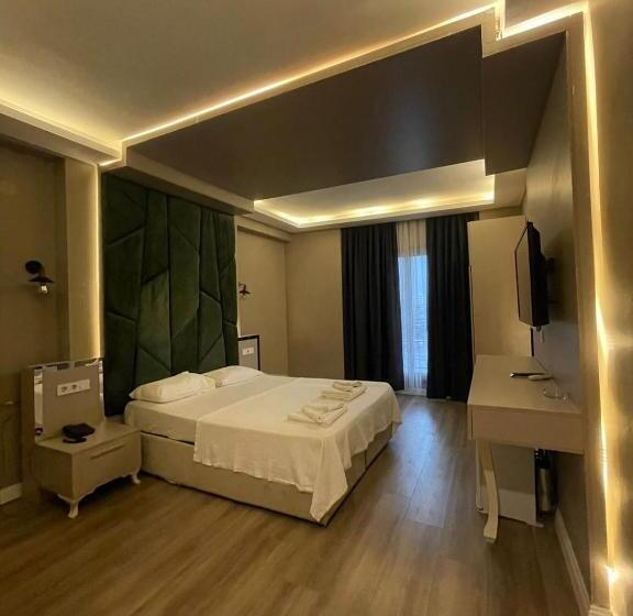 اتاق استاندارد, Uğur Byc