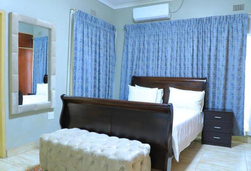 Номер Стандарт, La Maison Guesthouse