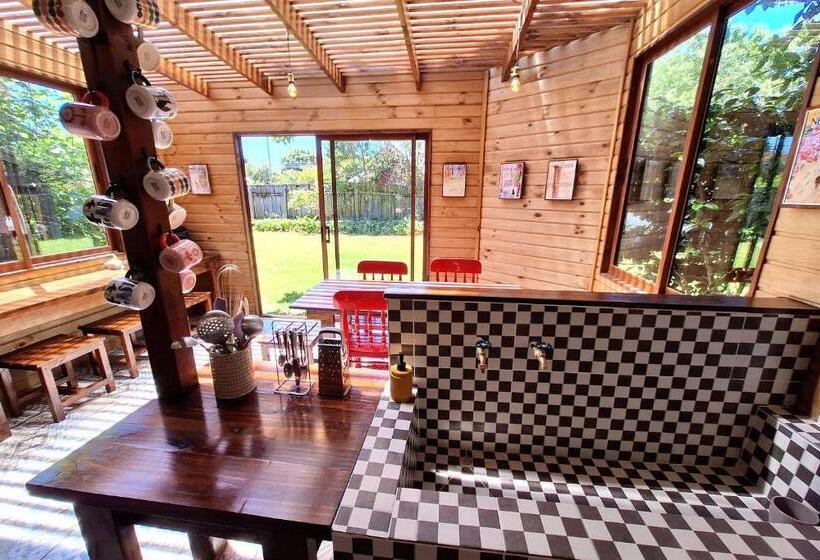 Кровать в Общей Комнате, Mapatagonia Hostel Monumento Nacional