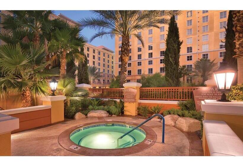 Apartamento 2 Dormitórios, Experience Mediterranean Condo Luxury, Near The Lv Strip   Special Offer Now!