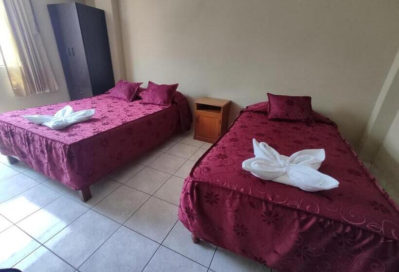 Семейный Номер, Hospedaje San Camilo Tacna