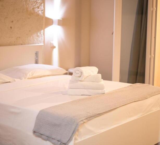 Quarto Estandar, Suite.delpozzo