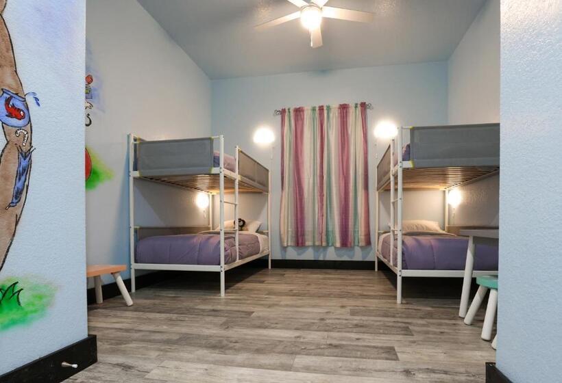 Вилла Deluxe 1 Спальня, Waterfront Haven   Sleeps 19   Home Cinema   Dock   Weatherford Tx