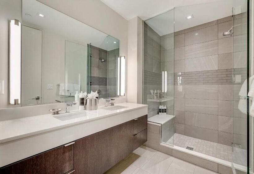 Номер Deluxe Кровать Кинг, Lift By All Seasons Resort Lodging