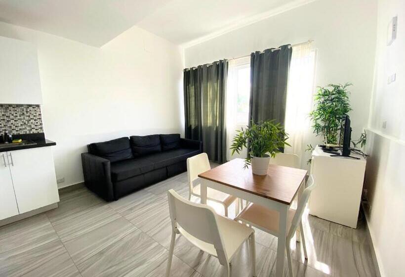 استودیوی استاندارد, Atlantic Suites   Great Location   Beach, Restaurants And Bars