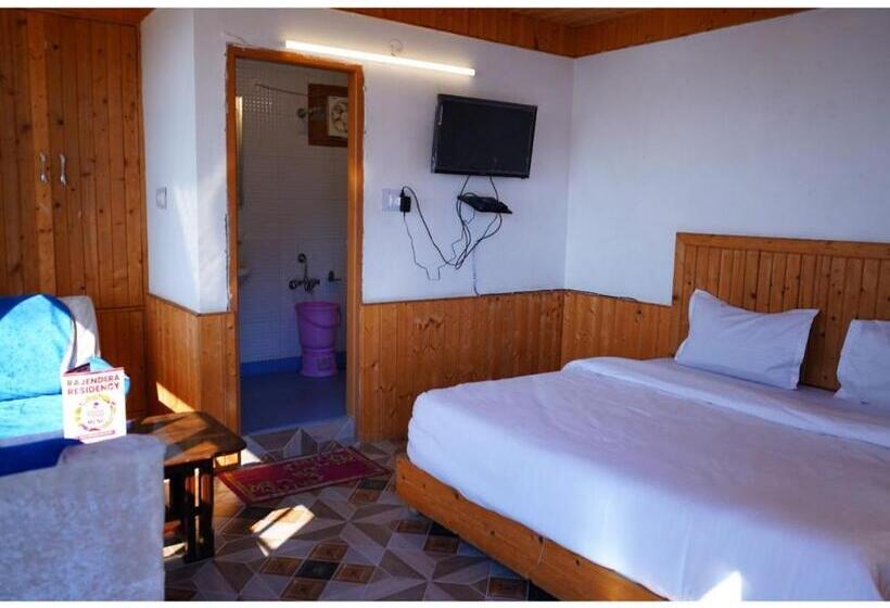 디럭스 룸, Rajendera Residency, Shimla