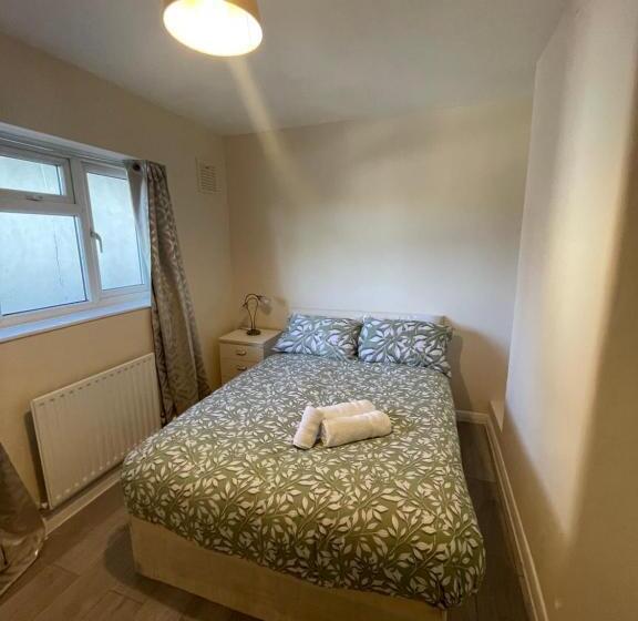 Номер Economy, New Malden House