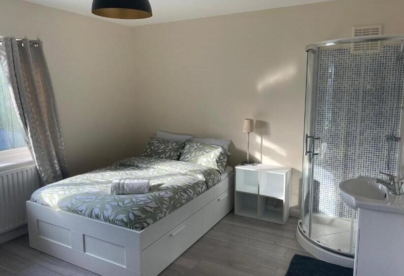 Номер Стандарт Вид на Сад, New Malden House