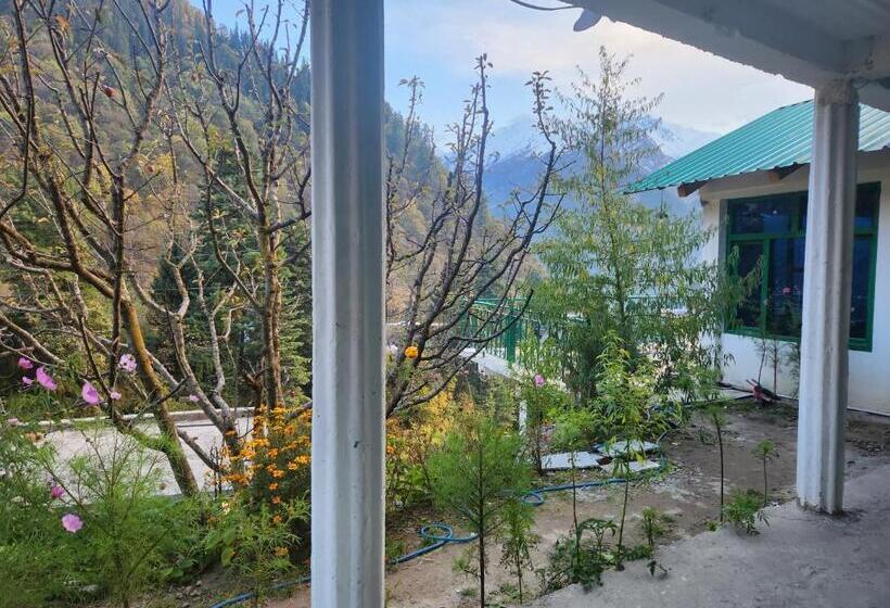 غرفة قياسية حمام مشترك, L Ashrum Cafe & Inn