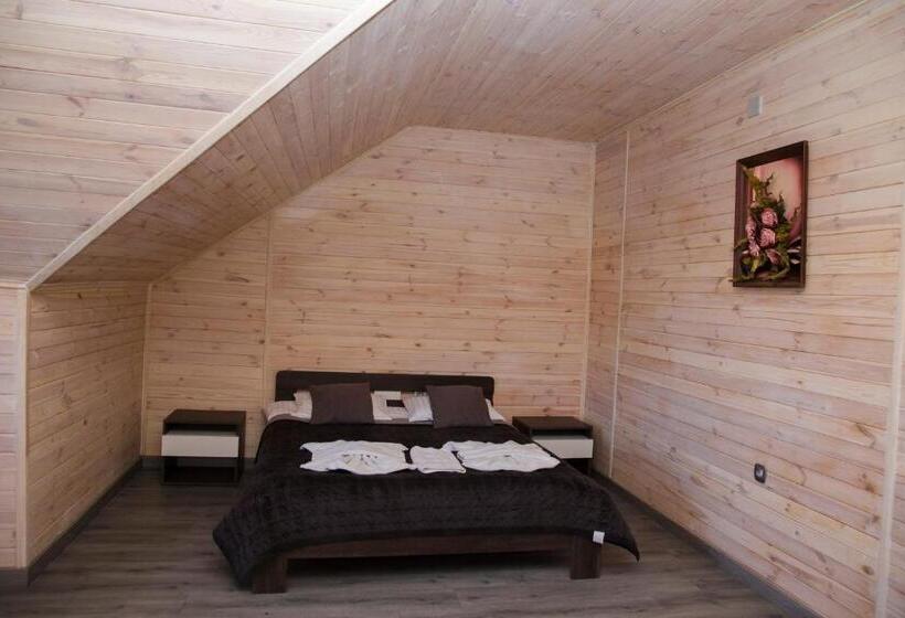 Deluxe Kamer, готель бережани
