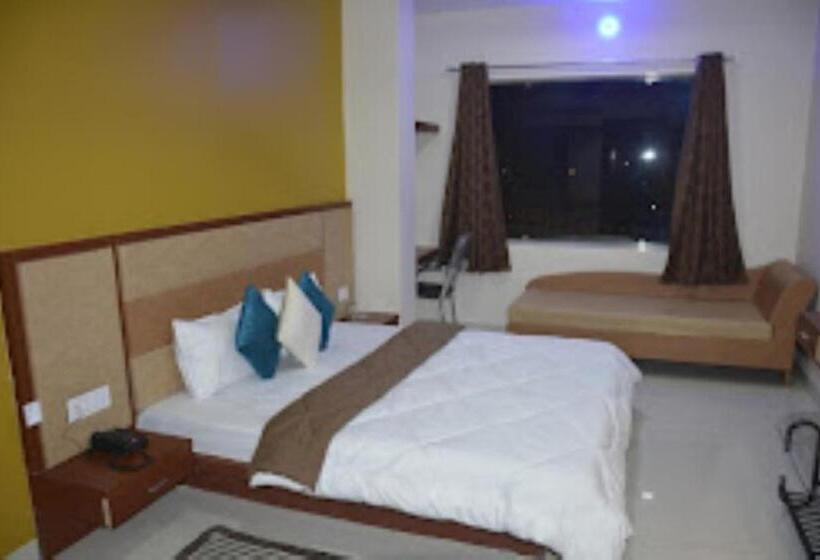 Quarto Deluxe, Jyoti Palace