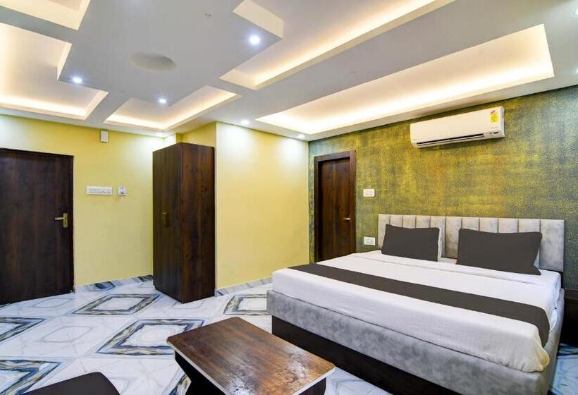 标准间, Super Hotel O The Crown