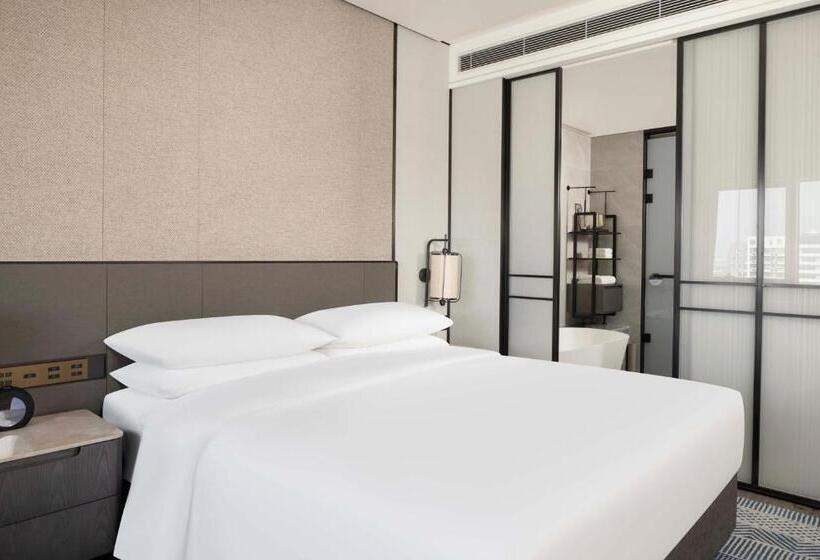 Номер Deluxe Кровать Кинг, Sheraton Pujiang