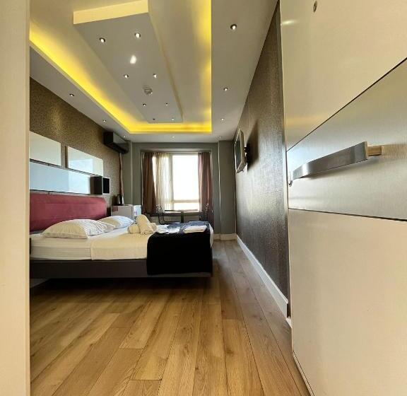 Номер Стандарт, The Sisli Luxury Corner Suit