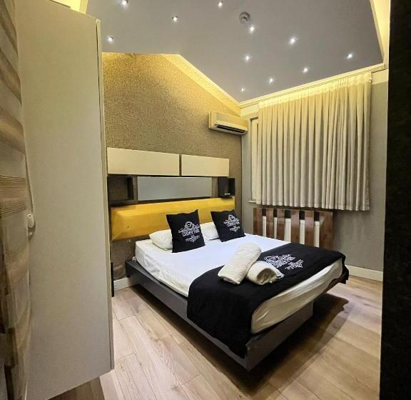 带3个卧室的套间, The Sisli Luxury Corner Suit
