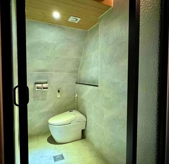 Номер Стандарт, Jjak Motel