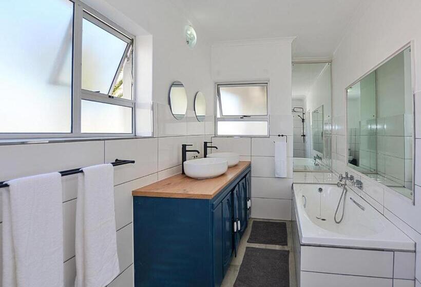 Номер Deluxe Кровать Кинг, 19 Beach Road