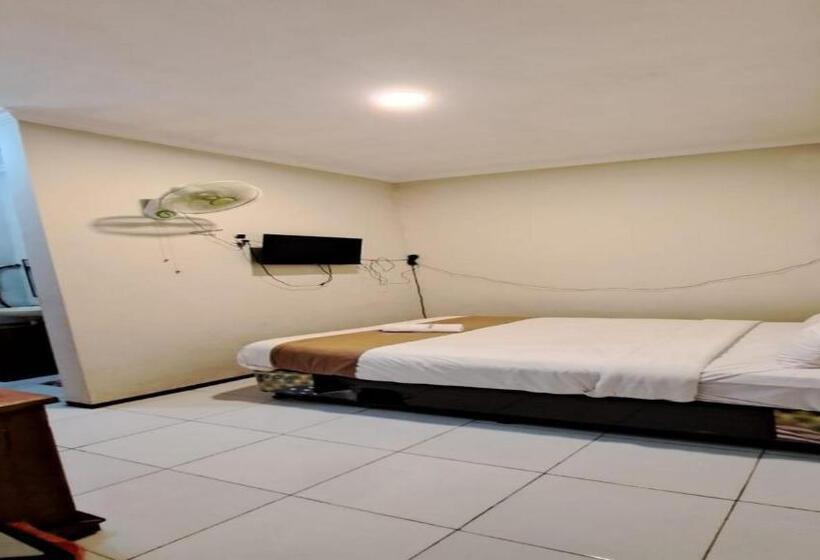 豪华房间, Guest House Nusa Indah Batu Malang