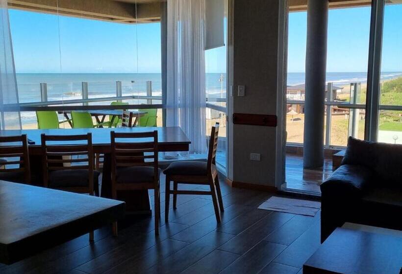 ２ベッドルームアパートメント, View Beach