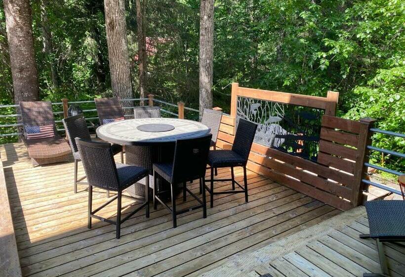 Номер Стандарт, Bell In The Woods B&b