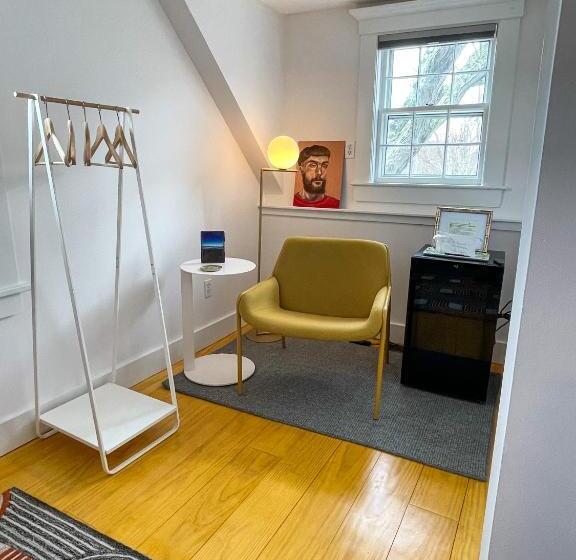 스탠다드 룸 킹사이즈 침대, Inn At Cook Street