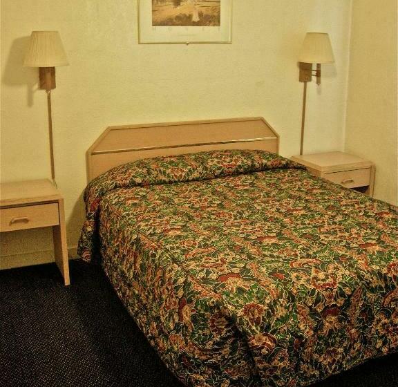 Номер Стандарт, Hub Motel