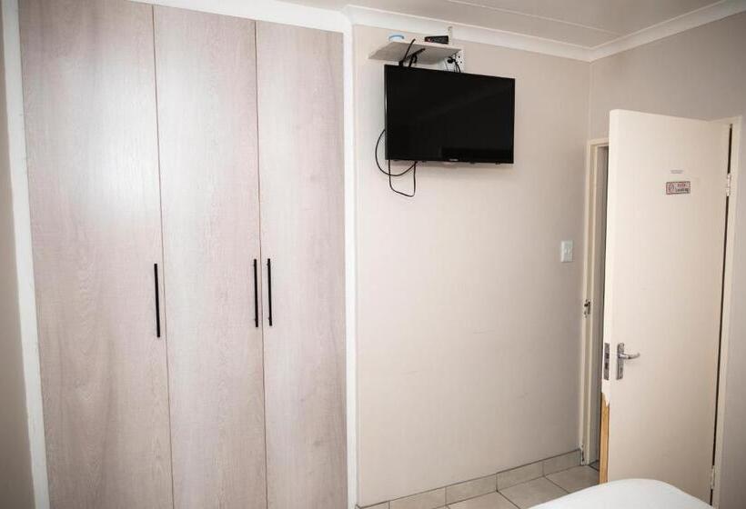 Quarto Estandar, Faces Guesthouse La Provance