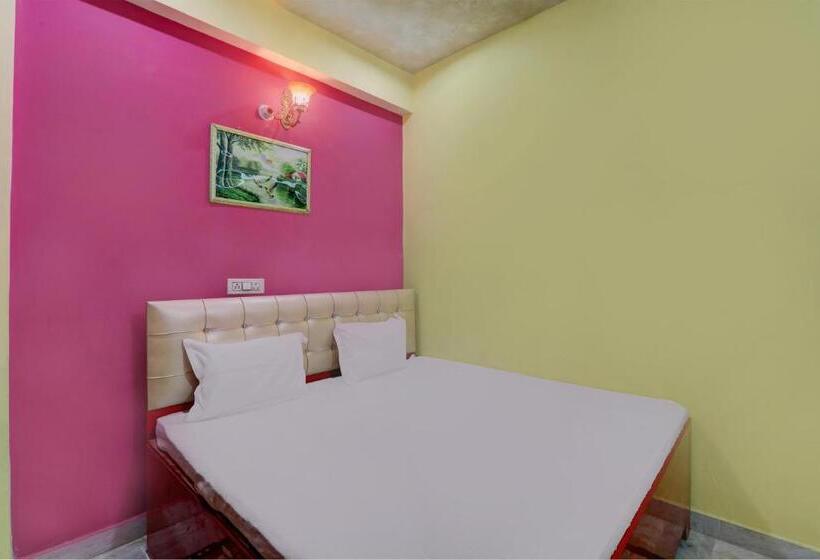 Трехместный Номер Классика, Oyo Prayag Hotel & Restaurent