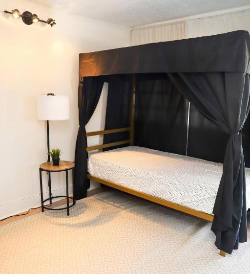 اتاق استاندارد سه نفره, Room In House   Pr Private Rm8 2 Beds 1 3ppl Gated Keypad Parking