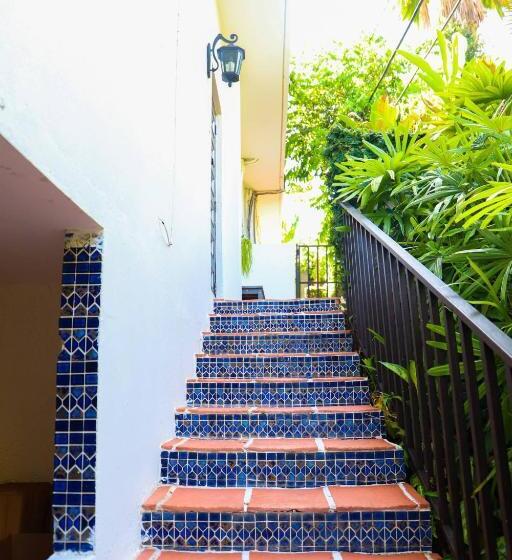 اتاق استاندارد سه نفره, Room In House   Pr Private Rm8 2 Beds 1 3ppl Gated Keypad Parking