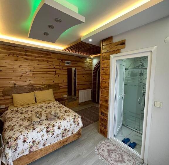 带大床的标准间, Peruma Otel Bungalov