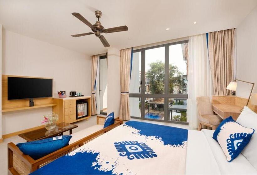 Стандартный Номер Кровать Кинг, The Astor   All Suites Hotel Candolim Goa
