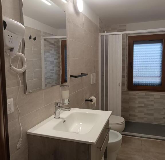 اتاق استاندارد با سرویس بهداشتی مشترک, Villa Viola B & B