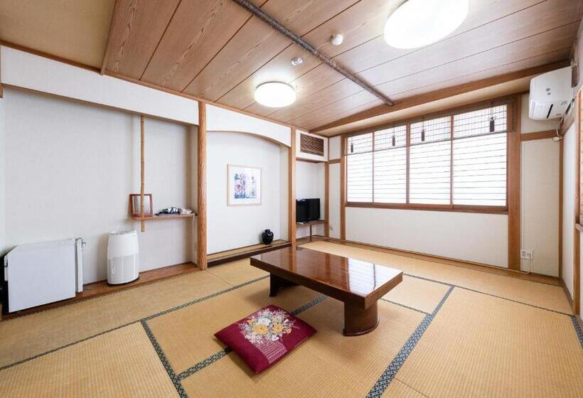 Номер Стандарт Трехместный, Fuji Sakura Onsen Ryokan