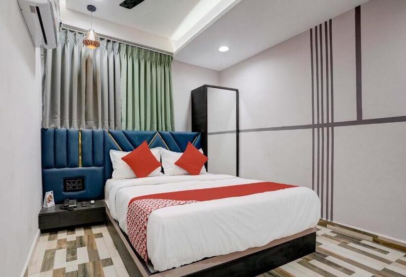 Номер Стандарт, Oyo Flagship Hotel Lavish