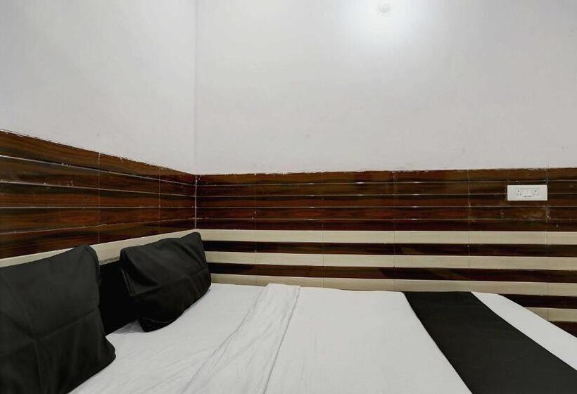 Трехместный Номер Классика, Midtown Guest House