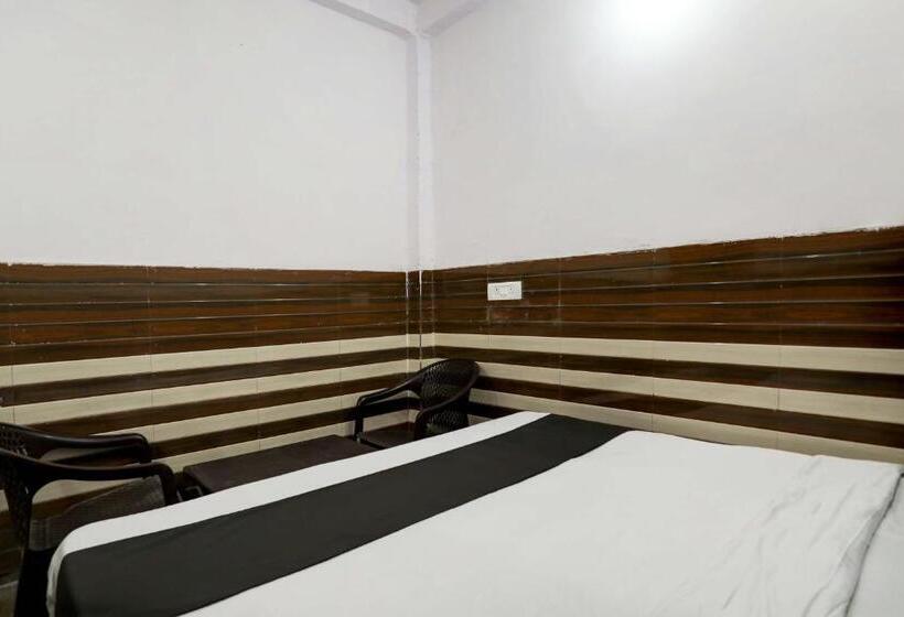 Трехместный Номер Классика, Midtown Guest House